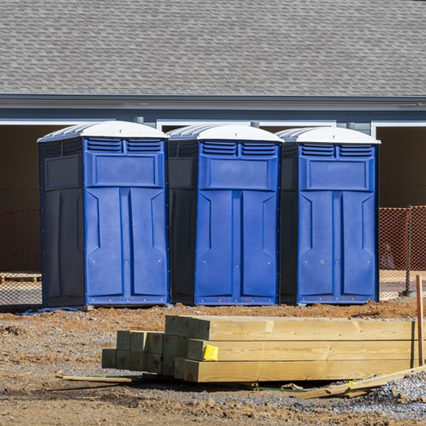 how can i report damages or issues with the portable toilets during my rental period in Artesia MS